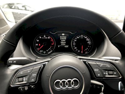 Audi Q2 2020  Q2 SUV 35, 35 TFSI Petrol 150 HP, 5d, S tronic 7speed, FWD