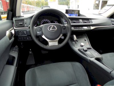 Lexus CT 200h Elegance