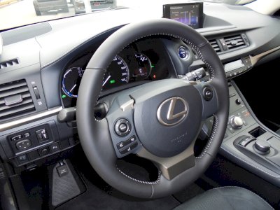 Lexus CT 200h Elegance