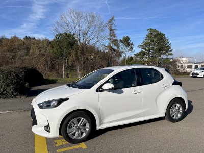 Toyota Yaris Comfort 1,5 VVT-i H 116 KM hybrid